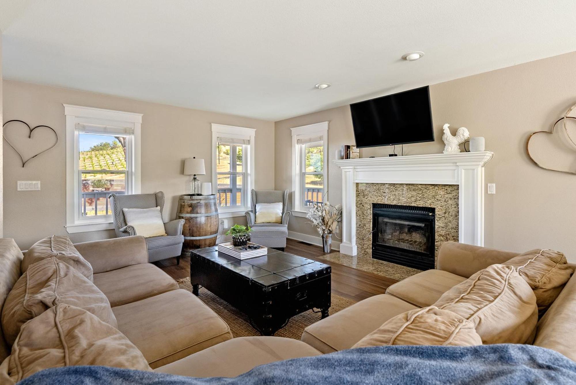 Wine Country Modern Farmhouse With Heated Pool, Hot Tub, Cybertruck Paso Robles Kültér fotó