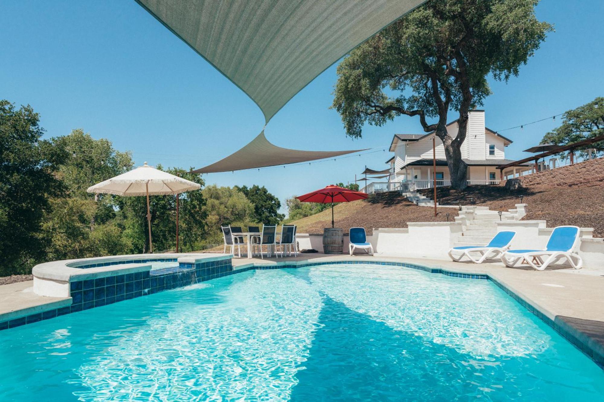 Wine Country Modern Farmhouse With Heated Pool, Hot Tub, Cybertruck Paso Robles Kültér fotó