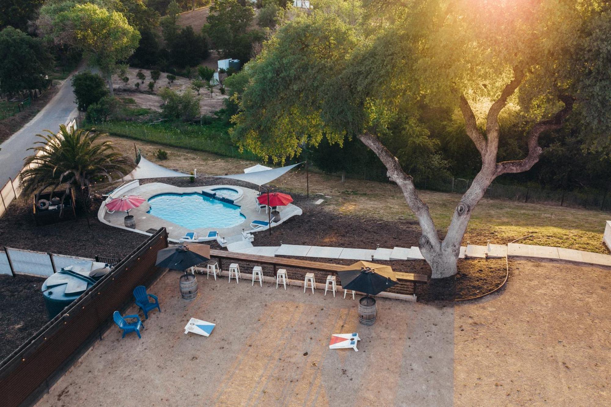 Wine Country Modern Farmhouse With Heated Pool, Hot Tub, Cybertruck Paso Robles Kültér fotó